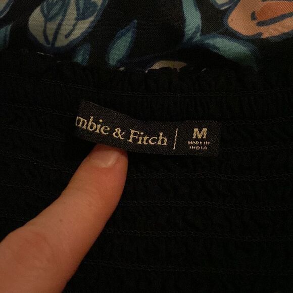 Abercrombie & Fitch Floral Crop Top - Picture 5 of 7